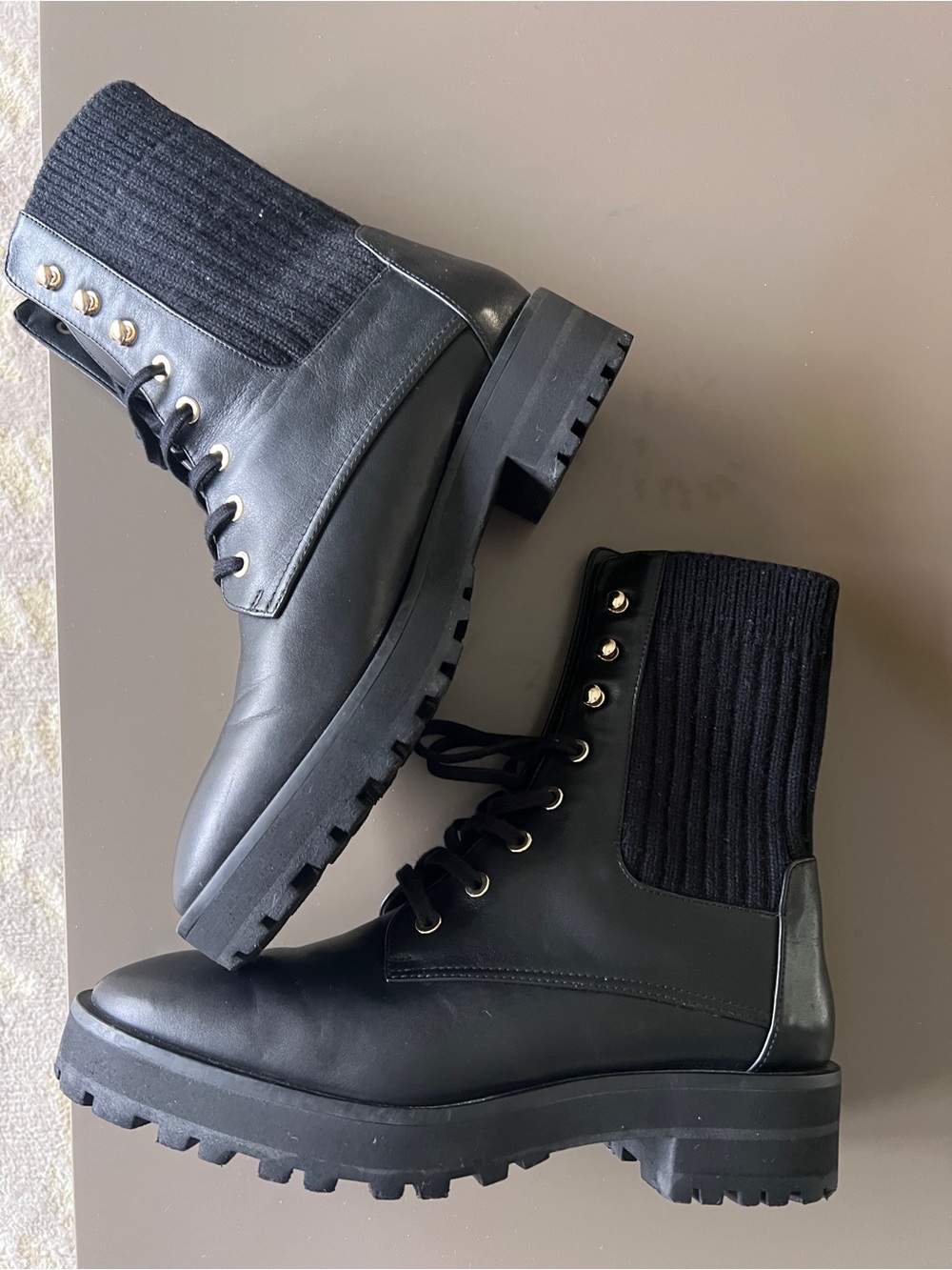 Stuart Weitzman Black Leather Knit-Cuff Combat Booties 7,5